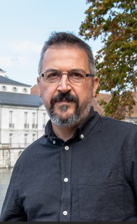 Özgür Topsakal